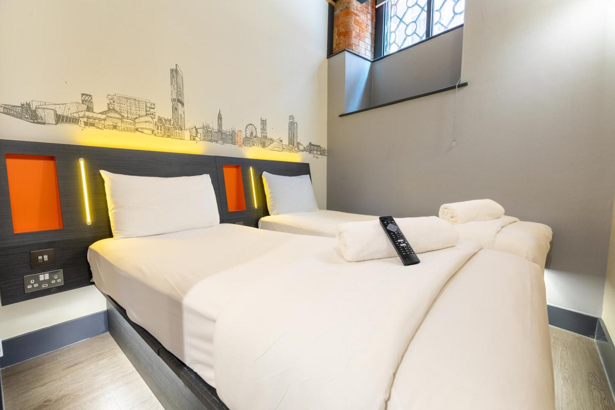 Easyhotel Manchester Exterior foto